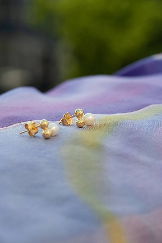 JUKSEREI ELLEN EAR STUDS Begrenzte Freigabe