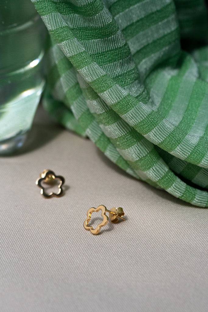 JUKSEREI FLOW EAR STUDS Speichern exportieren
