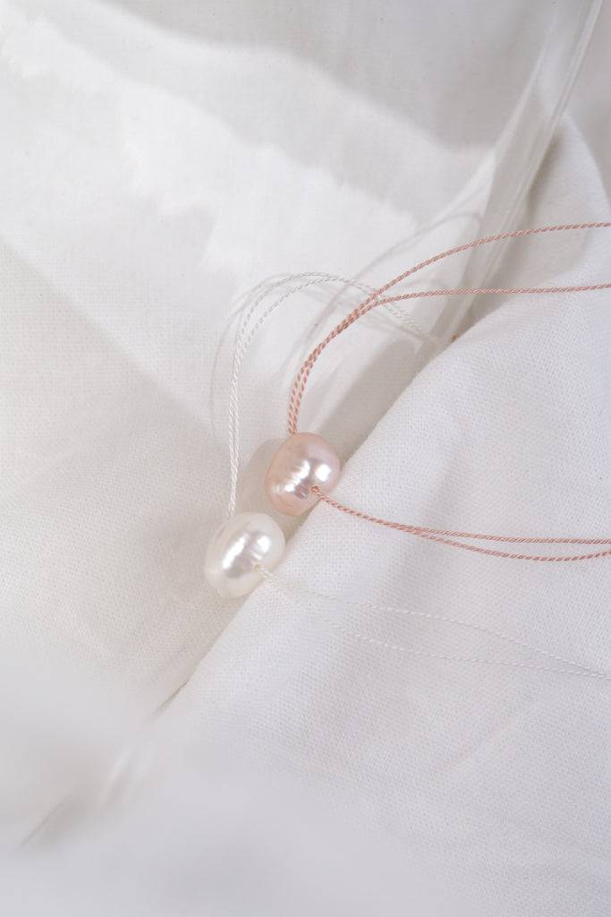 JUKSEREI GOOD LUCK BRACELET PEARL Fabrikverkauf