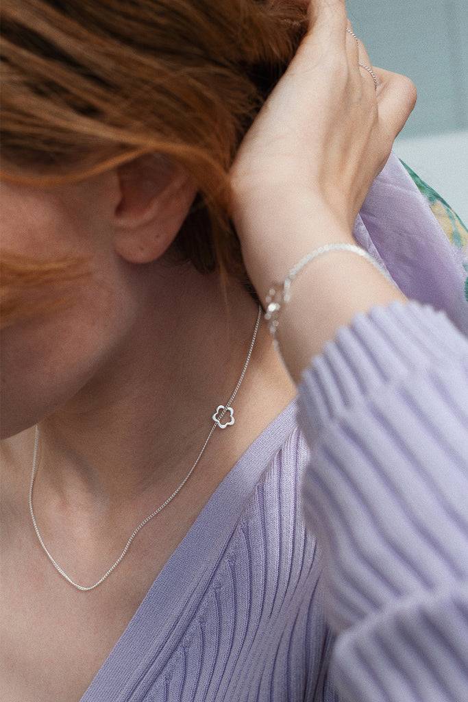JUKSEREI FLYING FLOW NECKLACE Bis zu 60% Rabatt