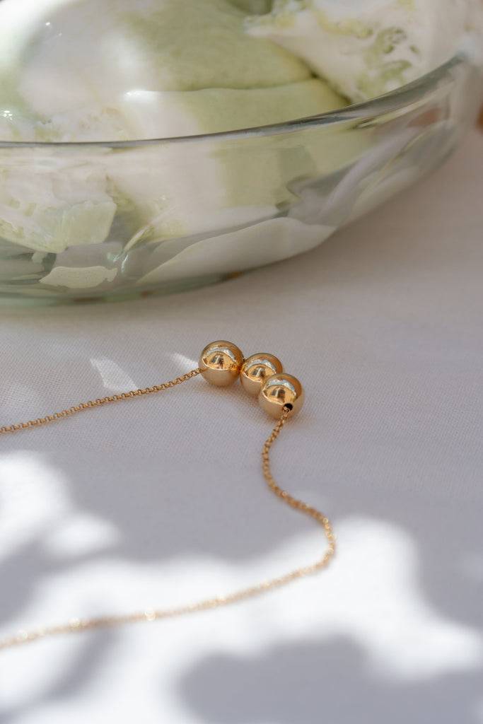 JUKSEREI BOULES NECKLACE Bis zu 55% Rabatt