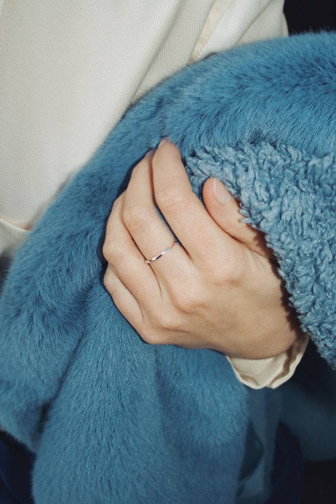 JUKSEREI EMBER RING Großer Ausverkauf
