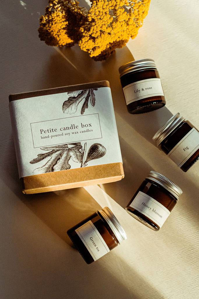 JUKSEREI LIMA · PETITE SCENTED CANDLE BOX Osterangebot