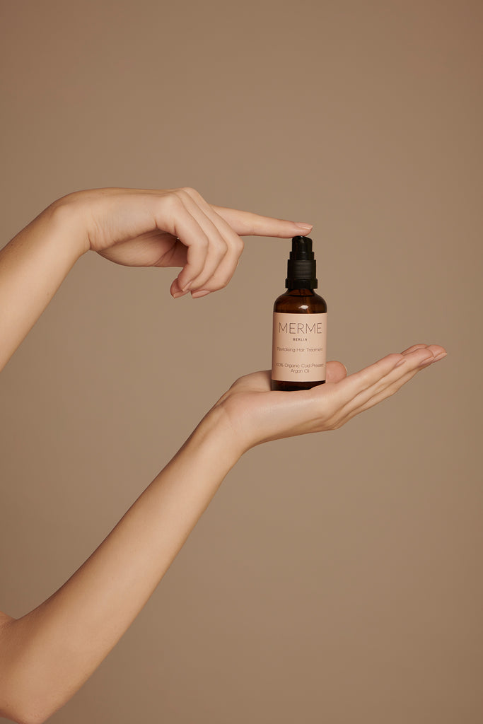 JUKSEREI MERME · REVITALISING HAIR TREATMENT (100% ORGANIC ARGAN OIL) Lagerräumung