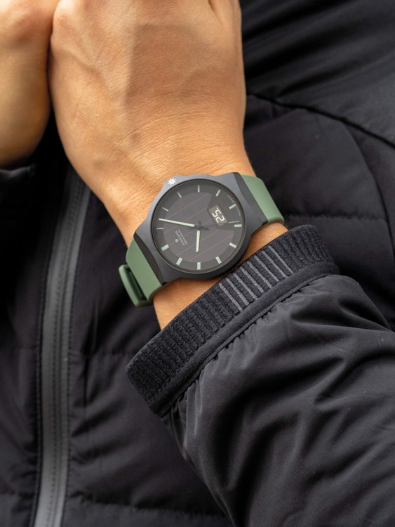 Junghans Force Mega Solar im Angebot