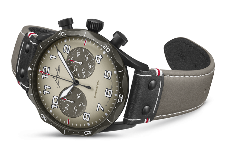 Junghans Pilot Chronoscope Desert Neueste Stile