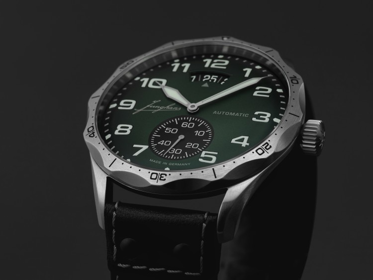 Junghans Pilot Automatic Saisonale Angebote