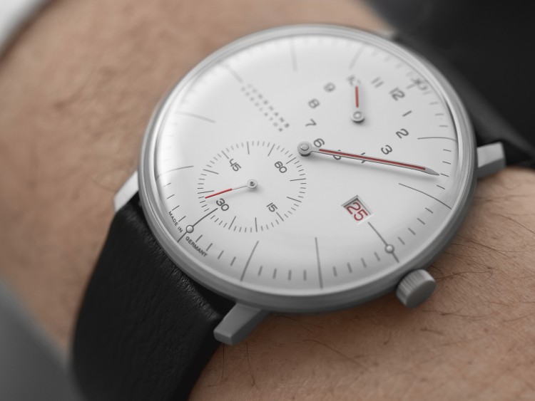 Junghans max bill Regulator Bauhaus VIP-Rabatte