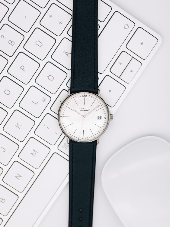Junghans max bill Kleine Automatic Rabatt
