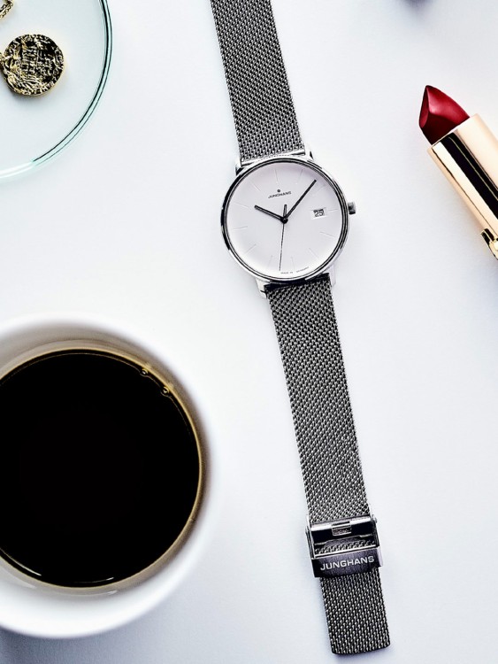 Junghans FORM Damen Zeitlich begrenztes Angebot