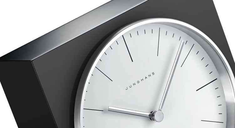 Junghans max bill Tischuhr Rabatte dieses Monats