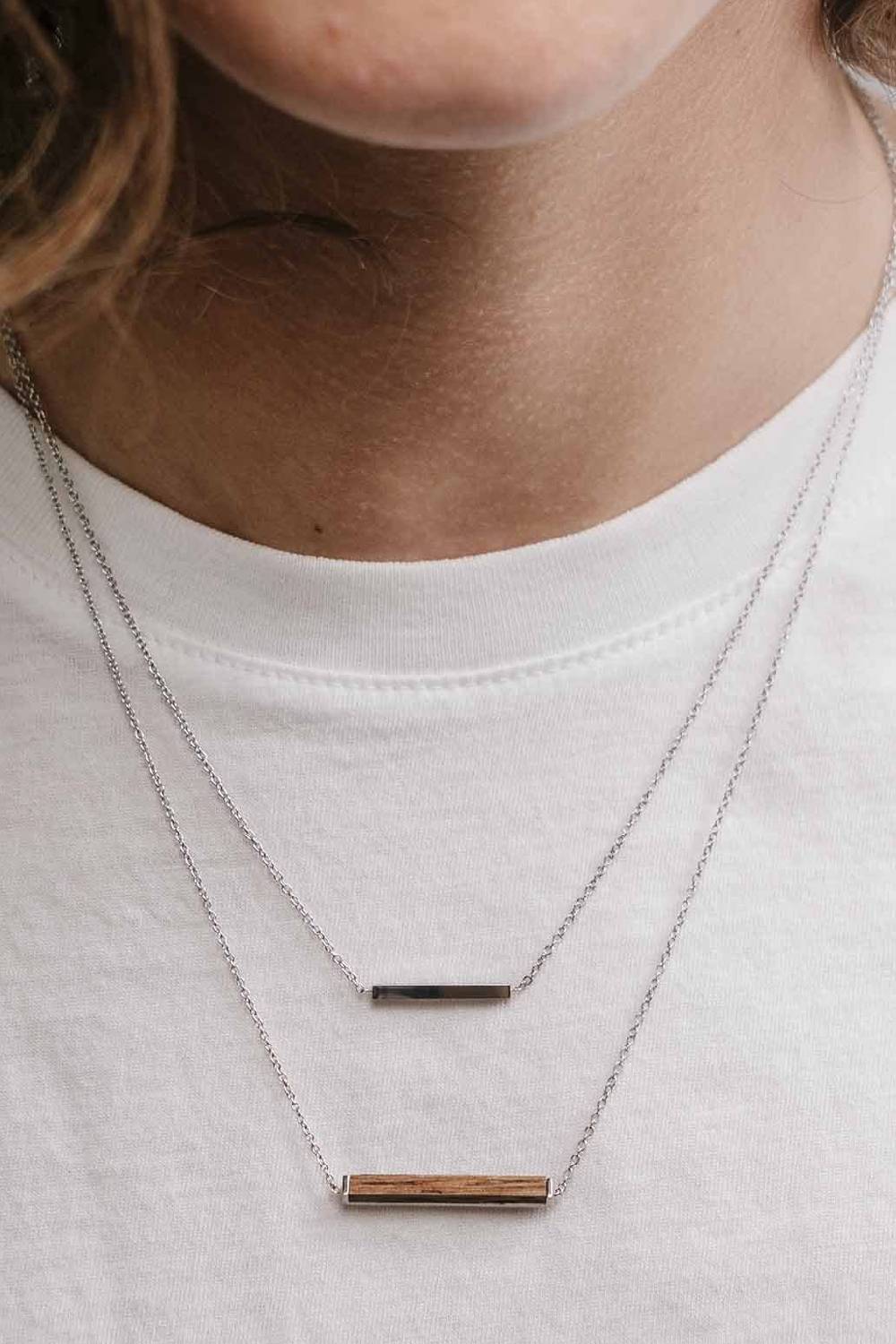 Kerbholz RECTANGLE NECKLACE Walnuss Saisonschlussverkauf