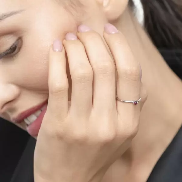 Leaf Jewelry Ring Cabochon, 14 K Weißgold, Rubin Speichern exportieren