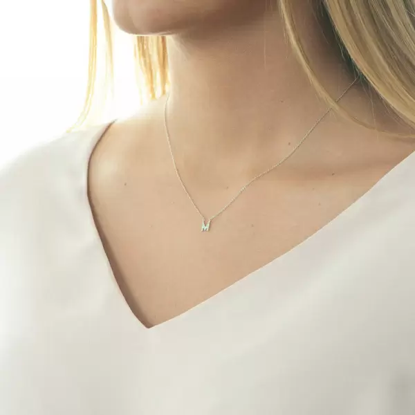 Leaf Jewelry Halskette Letter "M", 14 K Weißgold mit Diamanten Räumungsverkauf