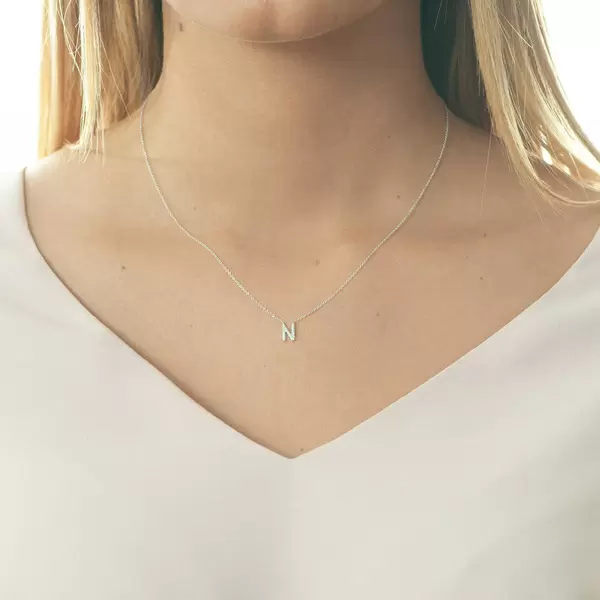 Leaf Jewelry Halskette Letter "N", 14 K Weißgold mit Diamanten VIP-Rabatte