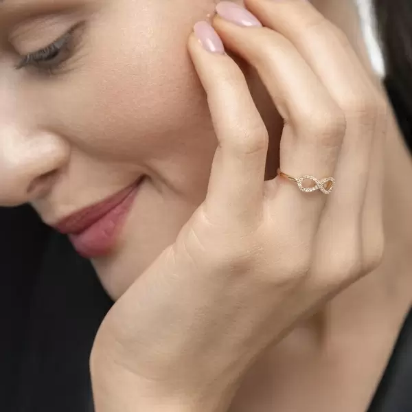 Leaf Jewelry Infinityring mit Diamanten, 18 K Gelbgold Sonderangebot
