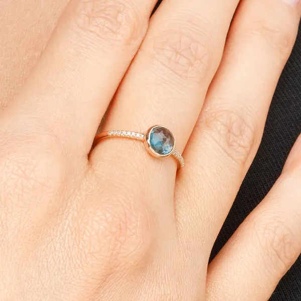 Leaf Jewelry Ring Blue Topas mit Diamanten, 14K Rosegold Kauf eins, bekomm eins gratis