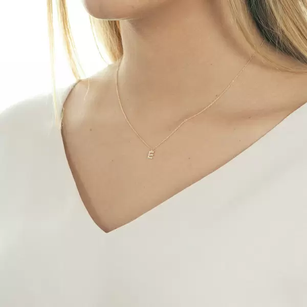 Leaf Jewelry Halskette Letter "E", 14 K Rosegold mit Diamanten Tiefpreis