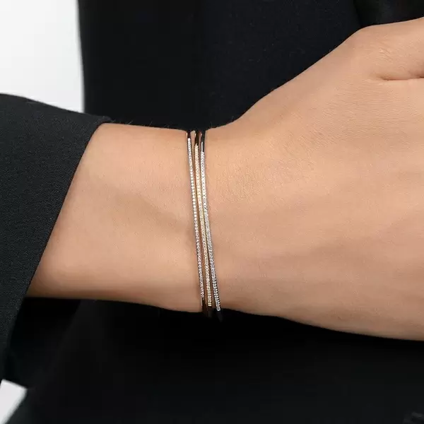 Leaf Jewelry Armreif Circle mit Diamanten, 18 K Rosegold Begrenzte Freigabe