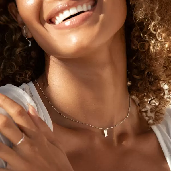 Leaf Jewelry Halskette Tiny Dog Tag, 14 K Weißgold Nur für heute