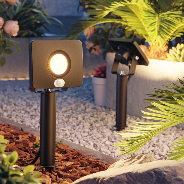 LED Gartenstrahler Wega mit Erdspieß und 15cm Sockel für außen mit Bewegungsmelder, schwarz, 10,8W (Lichtfarbe wählbar) Preisnachlass