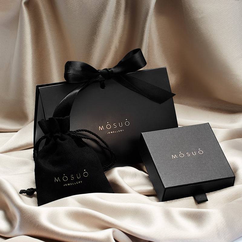 Mosuo Jewellery Geburtsstein Halskette Mai - Vermeil & Grüner Onyx 50% Rabatt für begrenzte Zeit