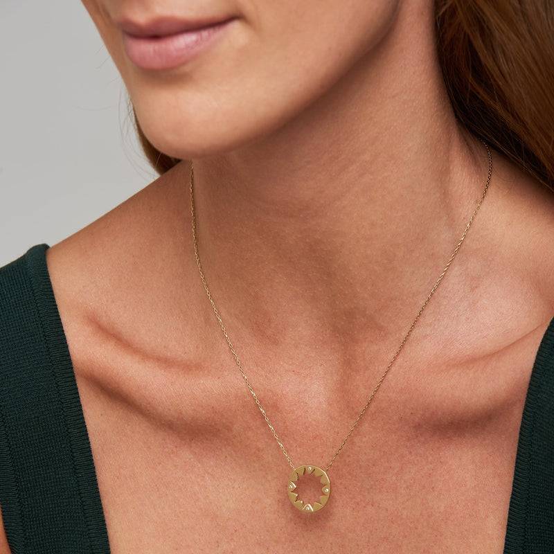 Mosuo Jewellery Sonnen Diamant Anhängerkette Blitzangebot