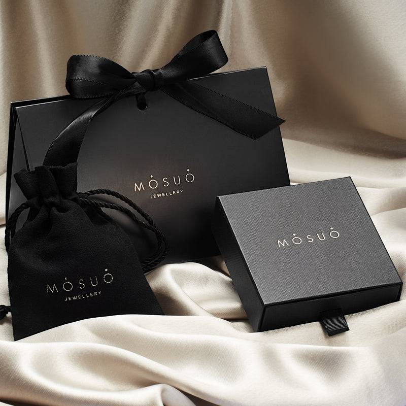 Mosuo Jewellery Diamant Buchstaben Halskette “A” - Vermeil Bis zu 60% Rabatt