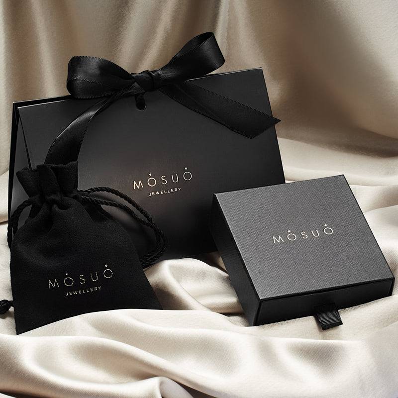 Mosuo Jewellery Diamant Buchstaben Halskette “E” - Vermeil Vierteljährliche Förderung