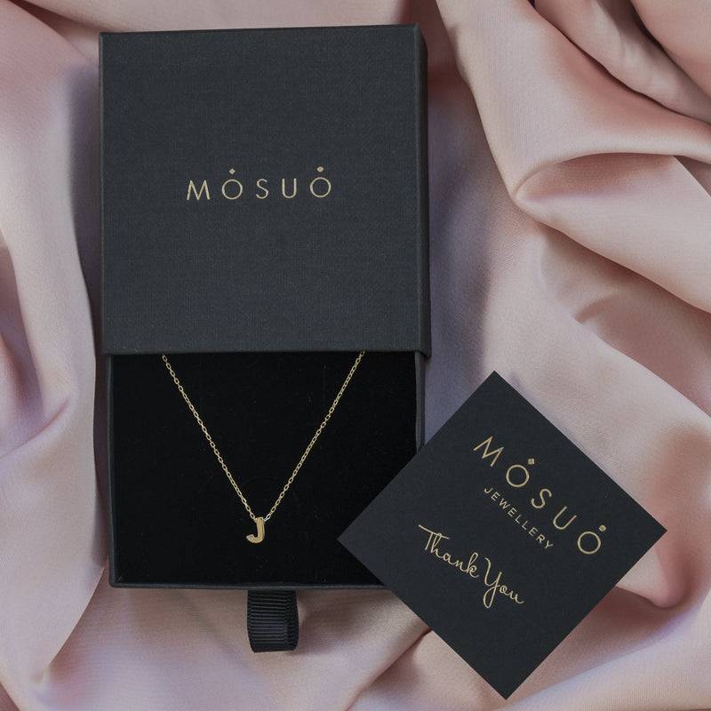 Mosuo Jewellery Diamant Buchstaben Halskette “J” - Vermeil Riesige Rabatte