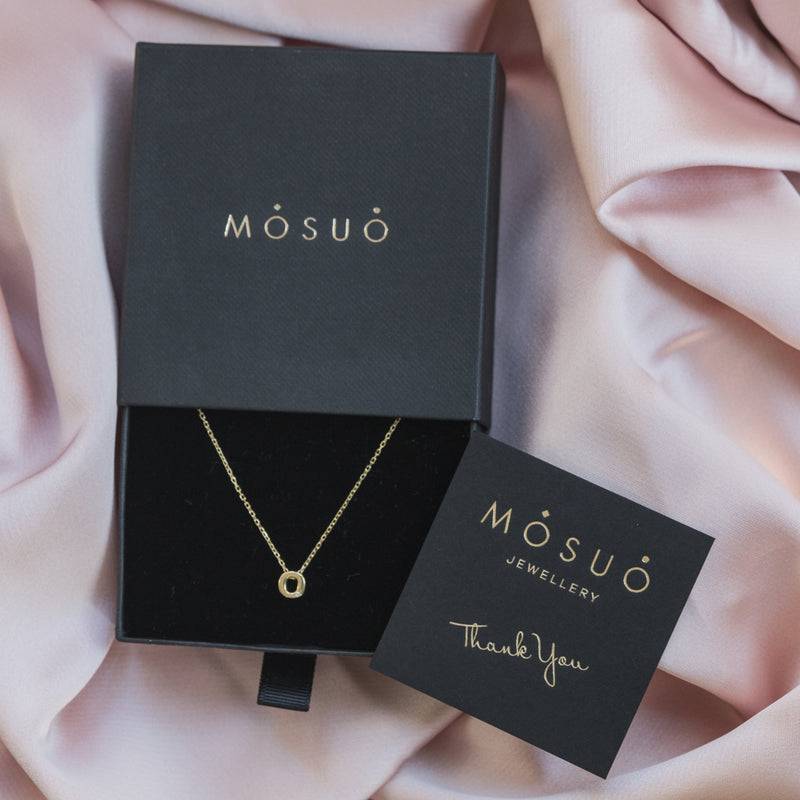 Mosuo Jewellery Diamant Buchstaben Halskette “O” - Vermeil Begrenzt auf 3 Tage