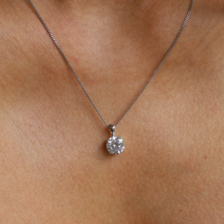 Nana Kay Classic Solitaire Halskette Dearest Nur für heute