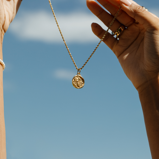 Paul Hewitt Scorpio Charm Gold Speichern exportieren