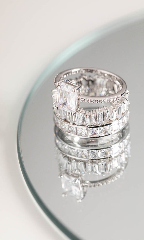 Paul Valentine Emerald Pavé Ring Begrenzt auf 3 Tage