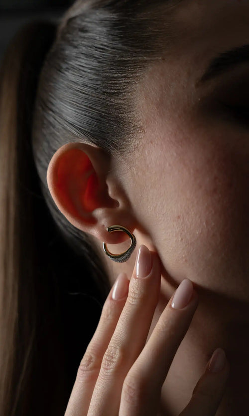 Paul Valentine Crystal Galaxy Ear Studs Speichern exportieren