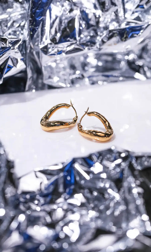 Paul Valentine Molten Twisted Hoops 50% Rabatt mit kostenlosem Versand