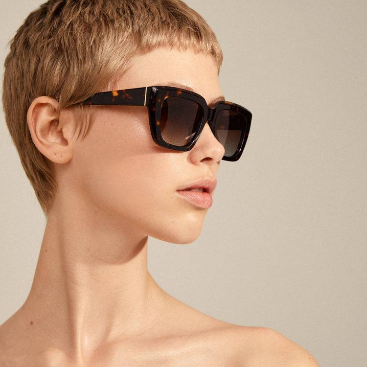 Pilgrim JOGLI Recycelte Sonnenbrille Schildpatt-Braun/Gold Bestseller