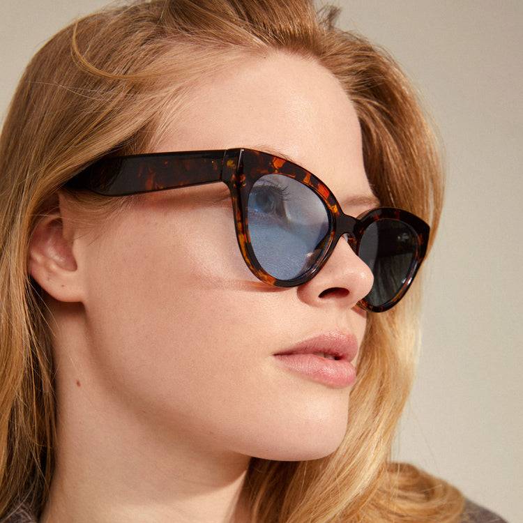 Pilgrim RAISA Recycelte Sonnenbrille Schildpatt-Braun Versandkostenfrei