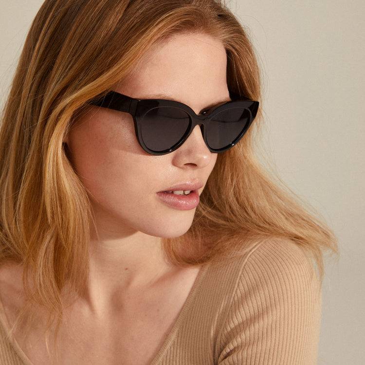 Pilgrim RAISA Recycelte Sonnenbrille Schwarz Flash Sale