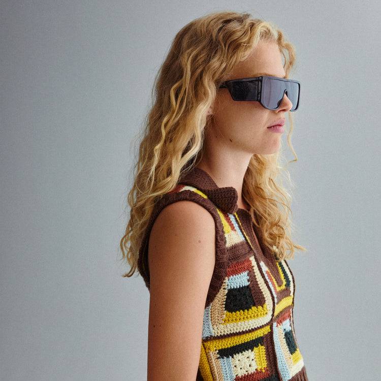 Pilgrim JOHARI Recycelte Sonnenbrille Schwarz Exklusivangebot