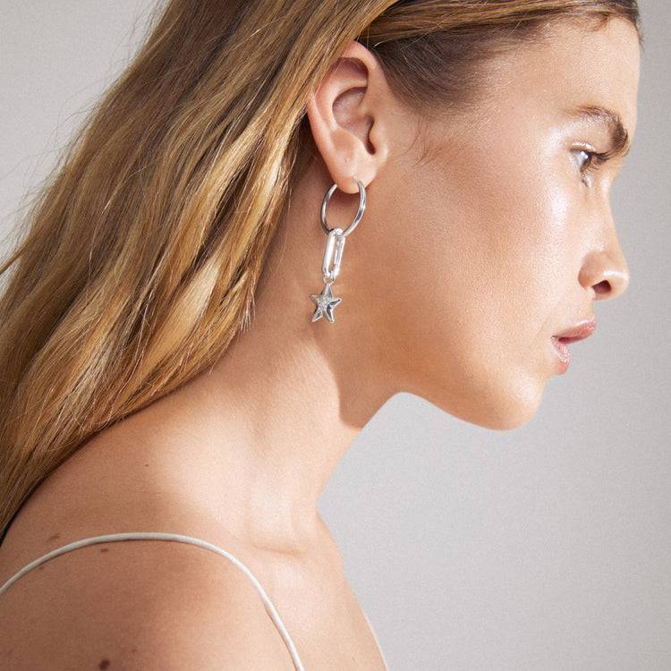Pilgrim CHARM recycelte große Creolen versilbert Top Angebot