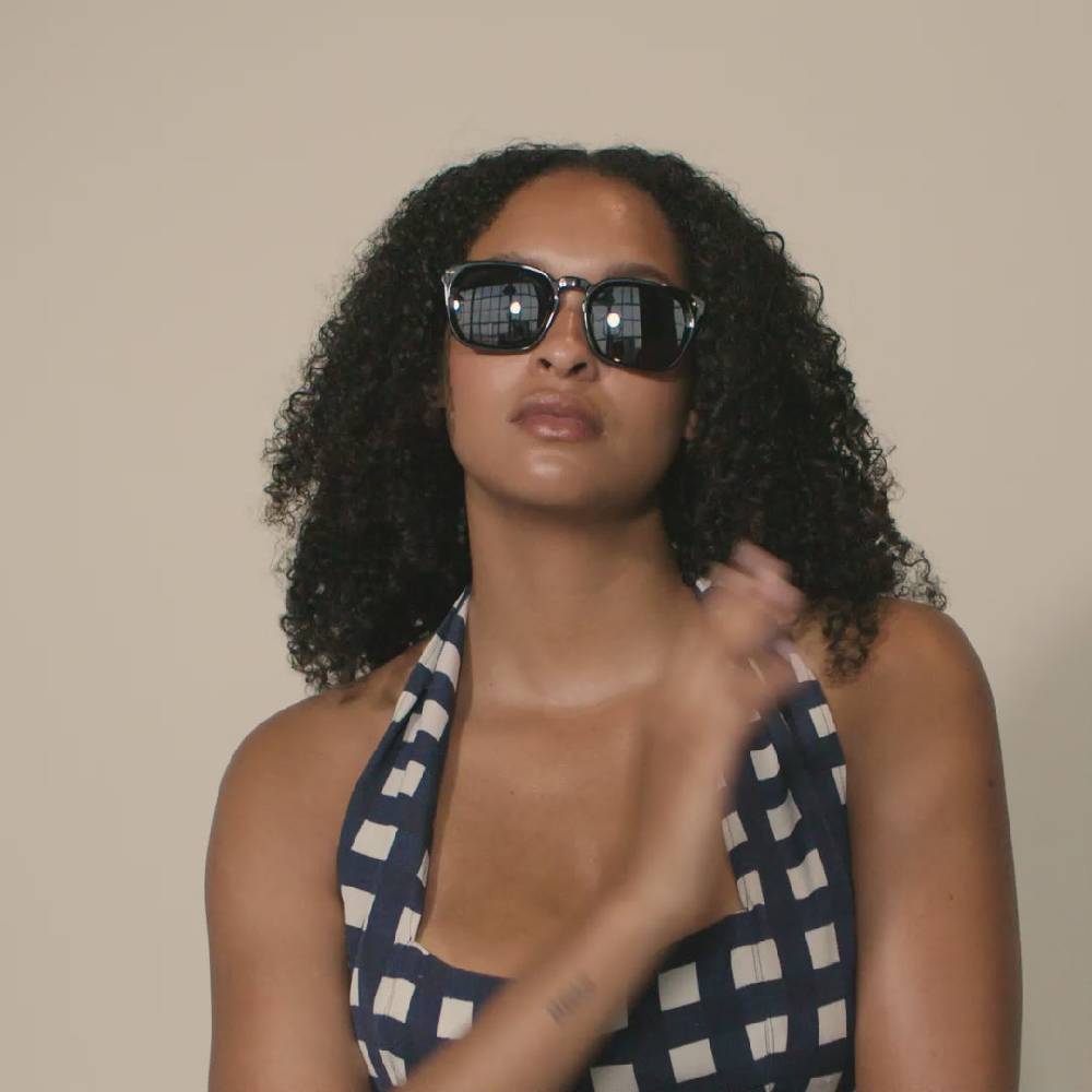 Pilgrim ELETTRA recycelte ikonische Retro-Sonnenbrille schwarz 2025