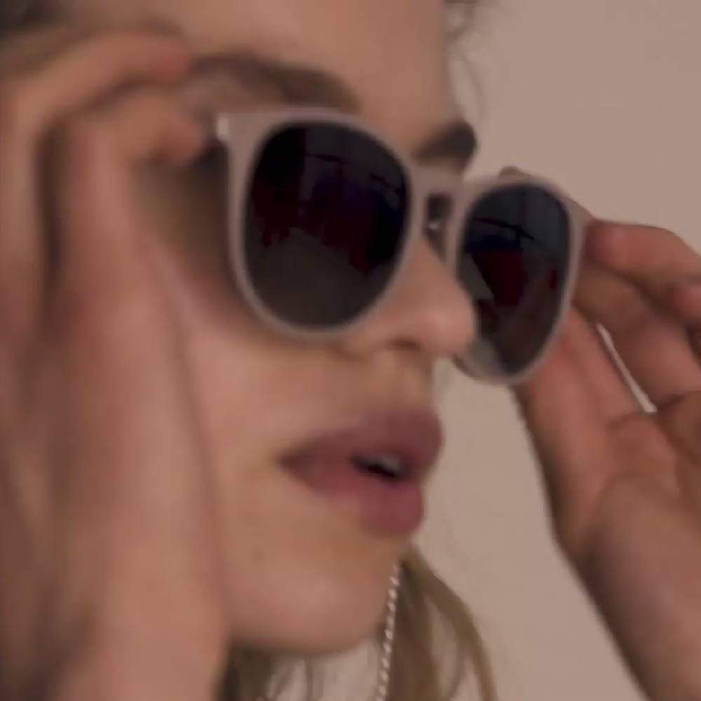 Pilgrim AJA Panzerkette für Sonnenbrille versilbert Kostenloser Versand