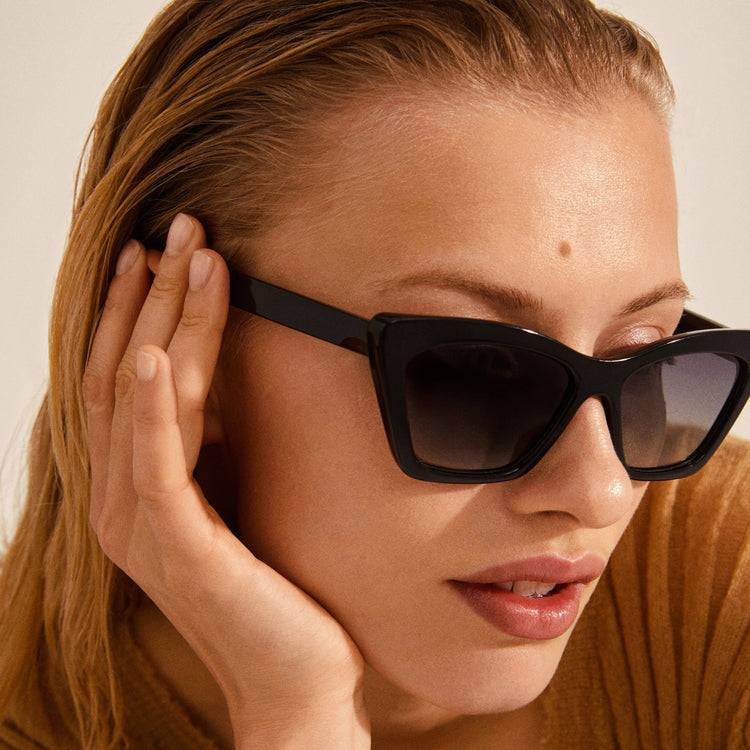 Pilgrim DAKOTA eckige Cat-Eye-Sonnenbrille schwarz Zeitlich begrenztes Angebot