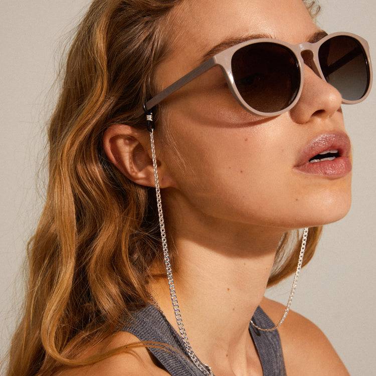Pilgrim CAMILLA recycelte klassische Sonnenbrille hellbraun Blitzangebot