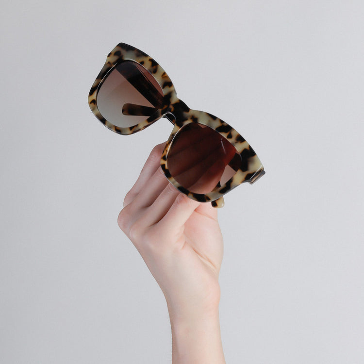 Pilgrim Sonnenbrille : Dael : Grau JETZT KAUFEN