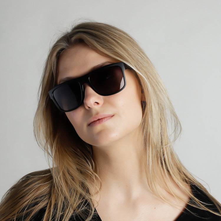 Pilgrim Sonnenbrille : Kara : Schwarz Preisnachlass