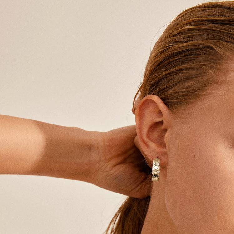 Pilgrim CAROL medium Hoops vergoldet Saisonale Angebote