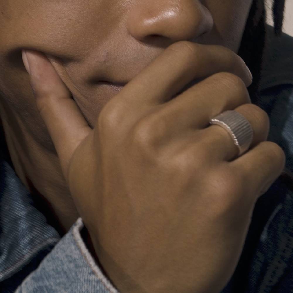 Pilgrim JEMMA Ring mit viereckigem Siegel, versilbert Kostenloser Versand