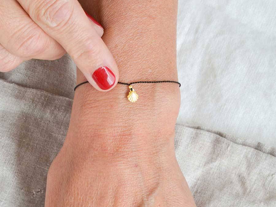Renna Deluxe MUSCHEL Armband Gold Fabrikladen